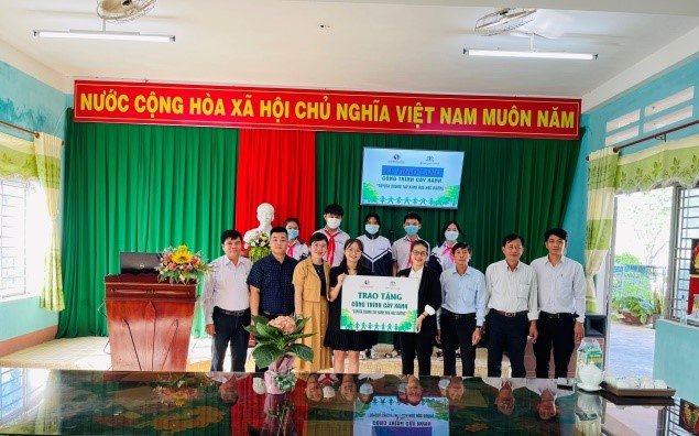 Chương trình “Toyota chung tay xanh hóa học đường năm 2022”