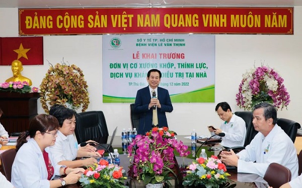 BSCKII Trần Văn Khanh, Giám đốc bệnh viện phát biểu tại buổi lễ