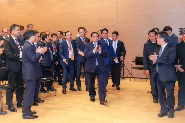 Thủ tướng Phạm Minh Chính bày tỏ vui mừng được tham dự sự kiện quan trọng này trong bối cảnh hai nước đang cùng nhau hướng đến kỷ niệm 50 năm thiết lập quan hệ ngoại giao vào năm 2023. Ảnh VGP/Nhật Bắc