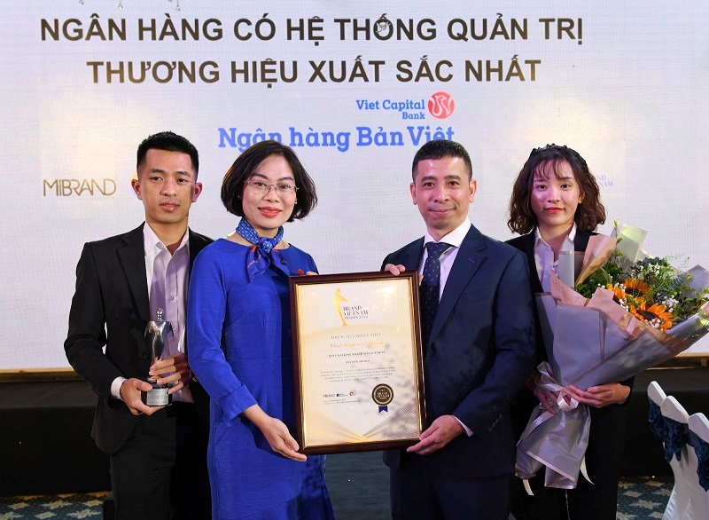 Ngân hàng Bản Việt được trao giải “Ngân hàng có hệ thống quản trị thương hiệu xuất sắc nhất 2022” tại Lễ trao giải Brand Vietnam Awards 2022