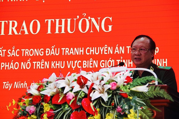 Thiếu tướng Nguyễn Hoài Phương phát biểu tại buổi lễ