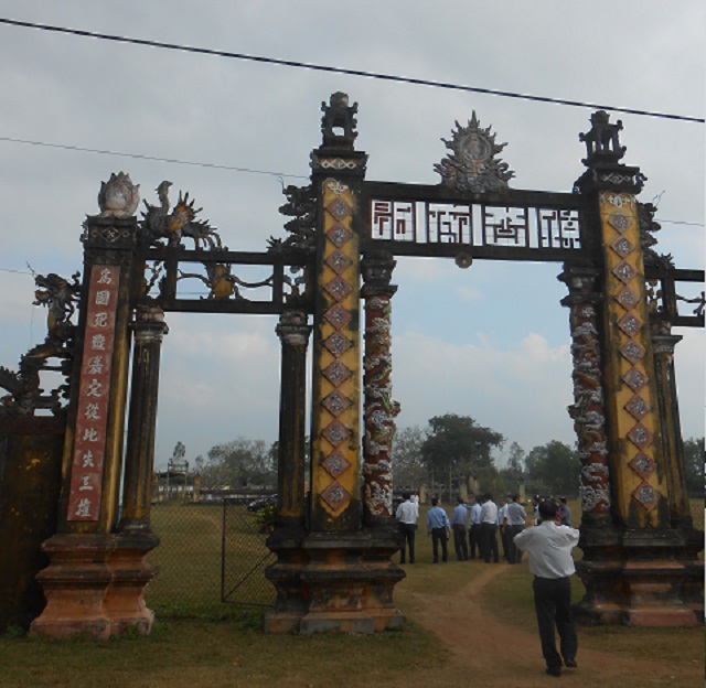 An Nhơn từng là kinh đô của 2 vương triều Chăm Pa và Tây Sơn. Trong ảnh: Di tích cổng thành Hoàng Đế. An Nhơn từng là kinh đô của 2 vương triều Chăm Pa và Tây Sơn. Trong ảnh: Di tích cổng thành Hoàng Đế.