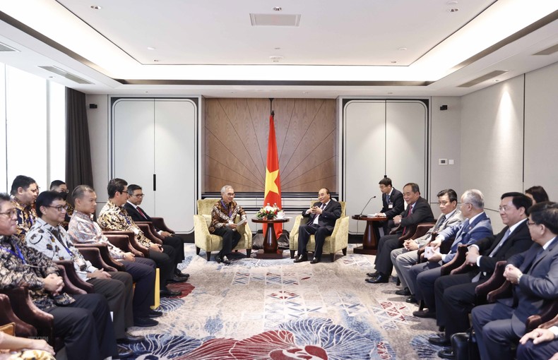 Chủ tịch nước Nguyễn Xuân Phúc hội đàm với Tổng thống Indonesia Joko Widodo.