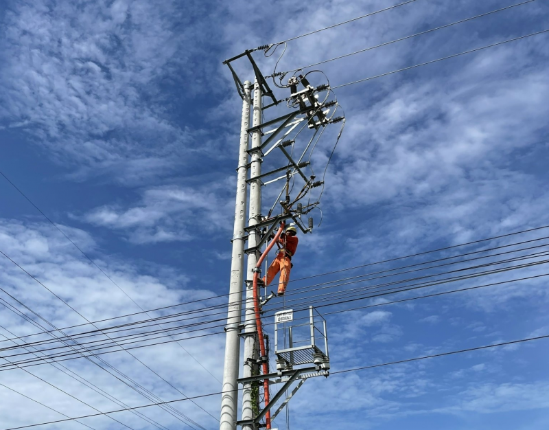 Điện lực Duy Tiên, Hà Nam cải tạo nhiều hạng mục, công trình, nâng cấp đường dây lên vận hành 22kV nhằm đảm bảo cung ứng điện an toàn, ổn định