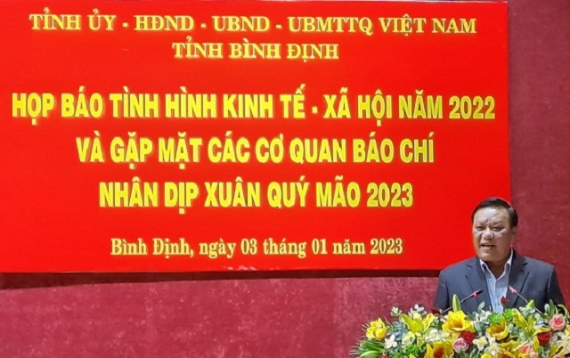 Ông Lê Kim Toàn phát biểu tại buổi họp báo.