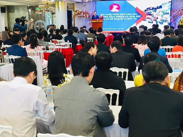 Quang cảnh Hội nghị Tổng kết công tác năm 2022 và triển khai nhiệm vụ năm 2023 của Sở Kế hoạch và Đầu tư Bình Định. Quang cảnh Hội nghị Tổng kết công tác năm 2022 và triển khai nhiệm vụ năm 2023 của Sở Kế hoạch và Đầu tư Bình Định.