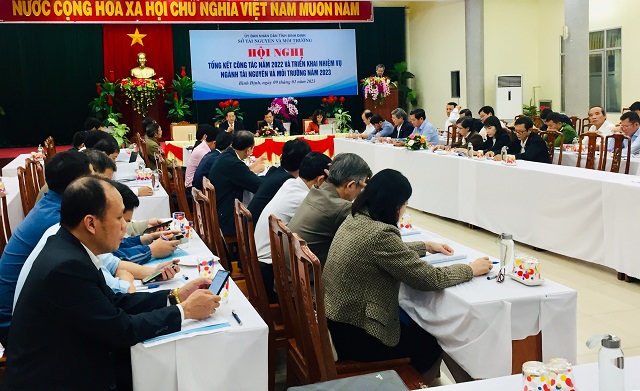 Quang cảnh Hội nghị “Tổng kết công tác năm 2022 và triển khai nhiệm vụ ngành TN&MT Bình Định năm 2023”. Quang cảnh Hội nghị “Tổng kết công tác năm 2022 và triển khai nhiệm vụ ngành TN&MT Bình Định năm 2023”.