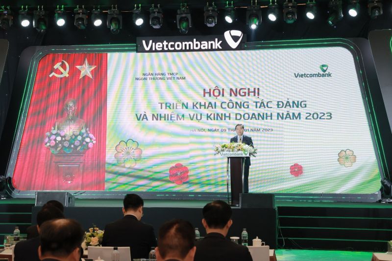 Đ/c Nguyễn Long Hải - Ủy viên dự khuyết Ban Chấp hành Trung ương Đảng, Bí thư Đảng ủy Khối DNTW phát biểu tại Hội nghị