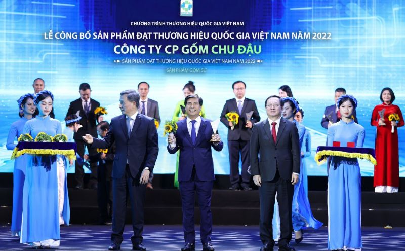 Gốm Chu Đậu được công nhận đạt Thương hiệu Quốc gia 2022.