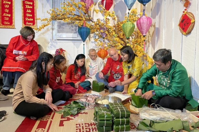 Mang hồn Tết Việt xưa sang Mỹ