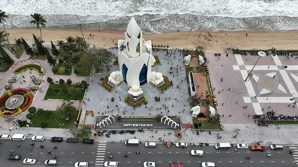 Tháp Trầm Hương- Nha Trang mới được sửa chữa, tôn tạo, là điểm nhấn thu hút khách du lịch
