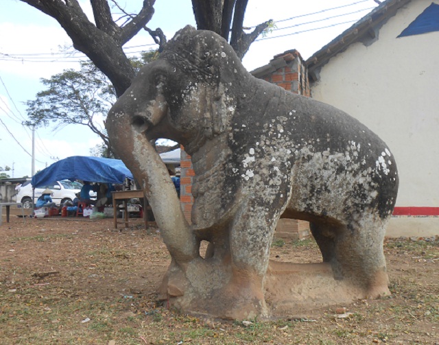 Tượng voi đá thành Đồ Bàn vừa được công nhận “Bảo vật quốc gia”.
