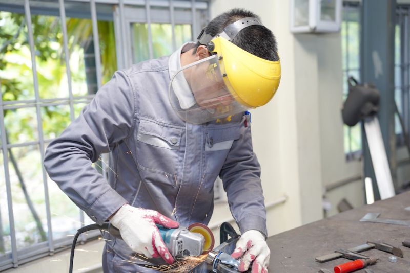 Công ty Minh Hiếu chuyên hoạt động trong lĩnh vực sản xuất và cung cấp các thiết bị inox.