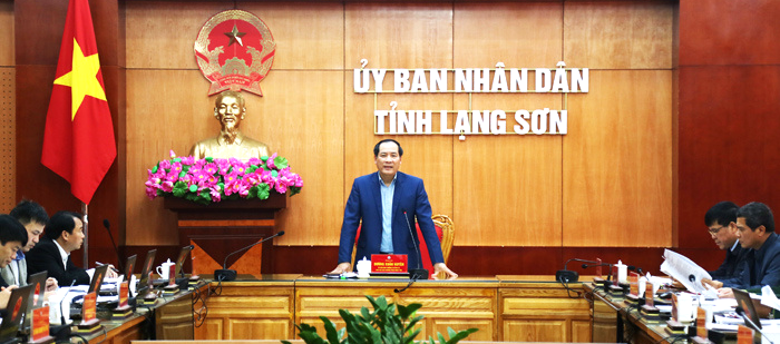 Phó chủ tịch thường trực UBND tỉnh, Dương Xuân Huyên, Trưởng Ban chỉ đạo chủ trì cuộc họp
