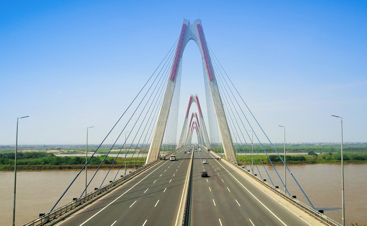 Hà Nội sẽ cấm xe qua cầu Nhật Tân theo giờ trong 07 ngày để kiểm định tải trọng