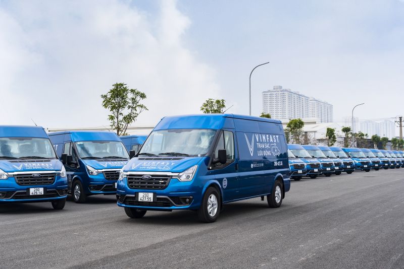 Những chiếc xe Mobile Charging của VinFast đang thu hút sự chú ý lớn trong cộng đồng người sử dụng ô tô tại Việt Nam.