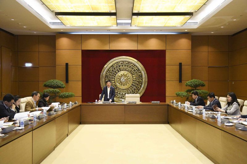 Quang cảnh buổi làm việc