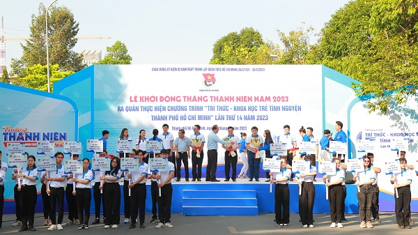 Thành Đoàn TP. Hồ Chí Minh ra mắt 30 đội hình trí thức trẻ tình nguyện
