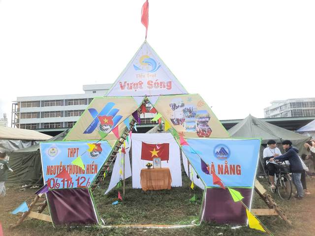 Hội trại nhằm góp phần tuyên truyền, giáo dục cho tuổi trẻ về truyền thống cách mạng vẻ vang của Đoàn TNCS Hồ Chí Minh.