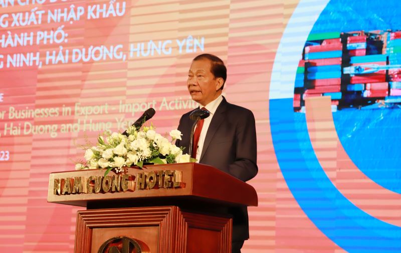ông Hoàng Quang Phòng, Phó Chủ tịch Liên đoàn Thương mại và Công nghiệp Việt Nam (VCCI) phát biểu tại Hội nghị