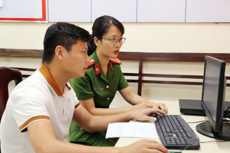 Tuyệt đối không yêu cầu người dân trình Giấy xác nhận thông tin về cư trú