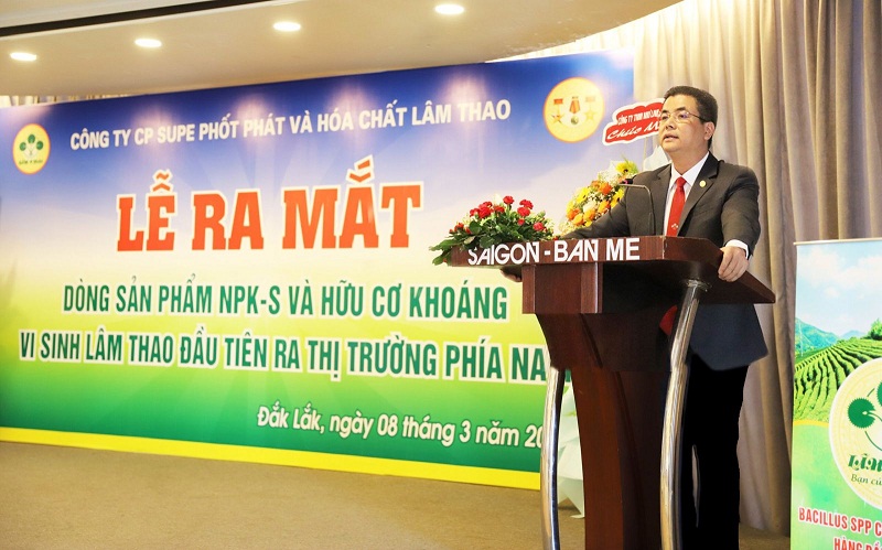 Ông Phạm Thanh Tùng, Tổng Giám đốc Công ty cổ phần Supe Phốt phát và Hoá chất Lâm Thao