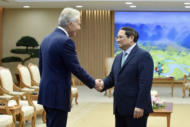 Thủ tướng Phạm Minh Chính bày tỏ trân trọng những đóng góp của ông Tony Blair cho quan hệ Việt Nam-Anh trong nhiệm kỳ Thủ tướng Vương quốc Anh, đánh giá cao ngài cựu Thủ tướng và các cộng sự Viện TBI đã dành tình cảm, sự quan tâm hợp tác với các bộ ngành, cơ quan của Việt Nam - Ảnh: VGP/Nhật Bắc