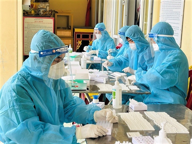 Ngày 14/03, số mắc mới COVID-19 gấp 2 lần ca khỏi