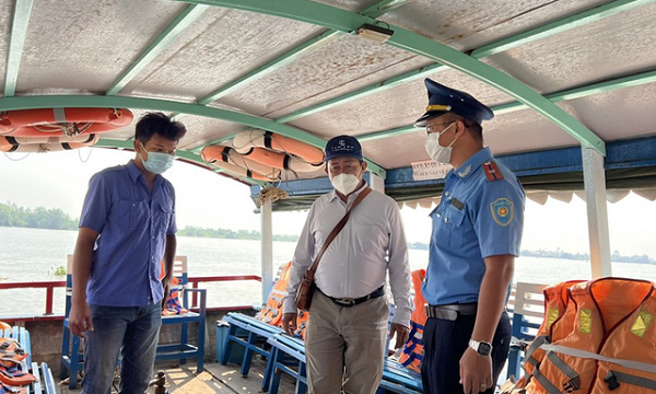 TP. Hồ Chí Minh tăng cường quản lý hoạt động bến khách ngang sông, bến thủy nội địa