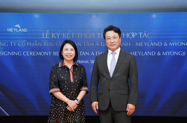 Chủ tịch HĐQT Tập đoàn Tân Á Đại Thành - Bà Nguyễn Thị Mai Phương và Chủ tịch Bệnh viện Myongji Hàn Quốc - Ông Lee Wang Jun
