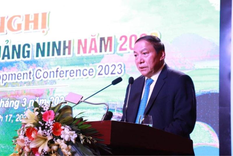 Ông Nguyễn Văn Hùng, Ủy viên BCH Trung ương Đảng, Bộ trưởng Bộ VH,TT&DL phát biểu chỉ đạo hội nghị