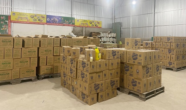 Phát hiện hàng chục nghìn chai nước rửa chén, lau sàn vi phạm nhãn mác ở An Giang