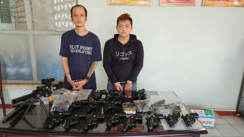 Bắt giữ nhóm đối tượng chế tạo vũ khí, thu giữ 19 khẩu súng và 350 viên đạn