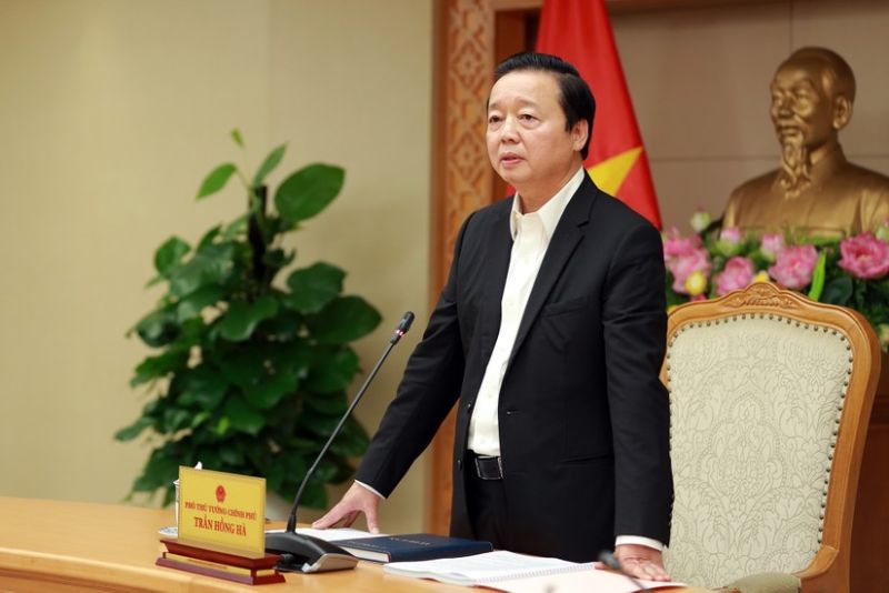 Phó Thủ tướng Trần Hồng Hà đã có cuộc họp về dự thảo Chiến lược quốc gia phát triển ngành dược Việt Nam giai đoạn 2030, tầm nhìn 2045. Ảnh: VGP