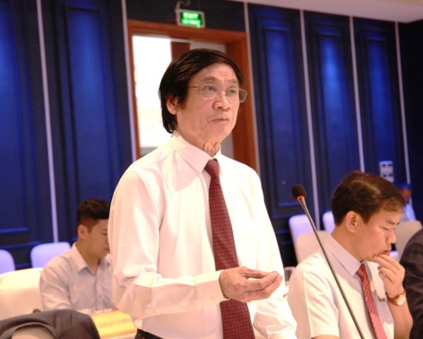 Ông Trần Ngọc Chính