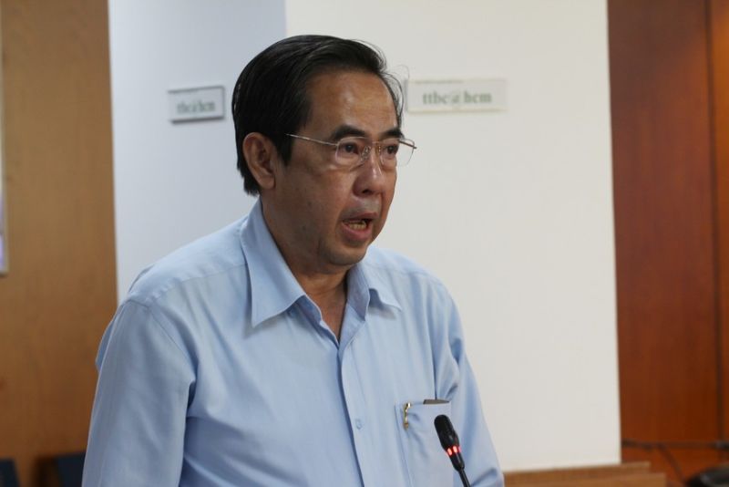 Phó Giám đốc Sở LĐ-TB&XH TP. HCM Nguyễn Văn Lâm thông tin tại họp báo. Ảnh: THANH THÙY