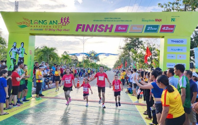 Giải Long An Marathon 2022 thu hút hơn 2.000 VĐV chuyên nghiệp, bán chuyên nghiệp và phong trào tham gia