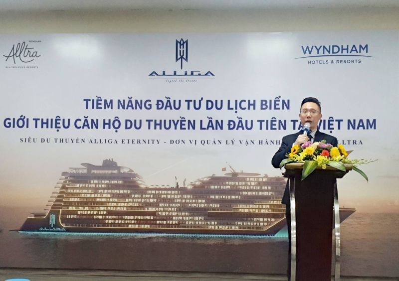 Ông Bùi Việt Quân- Chủ tịch Hội đồng quản trị Tập đoàn Alliga phát biểu tại buổi lễ. Ông Bùi Việt Quân- Chủ tịch Hội đồng quản trị Tập đoàn Alliga phát biểu tại buổi lễ.