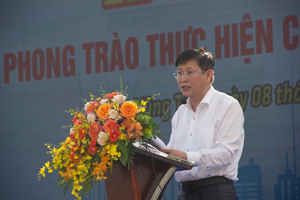 Ông Lê Ngọc Khánh phát biểu tại buổi Lễ
