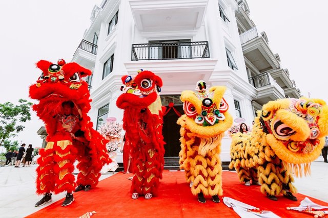 Chào mừng cư dân đầu tiên đến Phú Xuân City Chào mừng cư dân đầu tiên đến Phú Xuân City