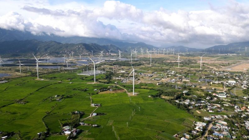 Tỉnh Ninh Thuận triển khai đề án phát triển thành trung tâm năng lượng, năng lượng tái tạo của cả nước.