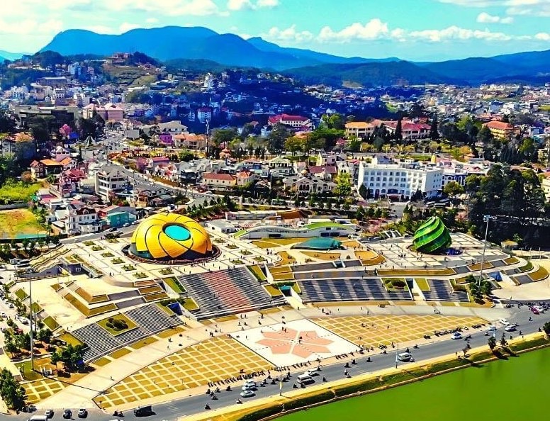 Quảng trường Lâm Viên - nơi diễn ra buổi hòa nhạc ngoài trời quy mô lớn Hoa Sen SoundFest 2023