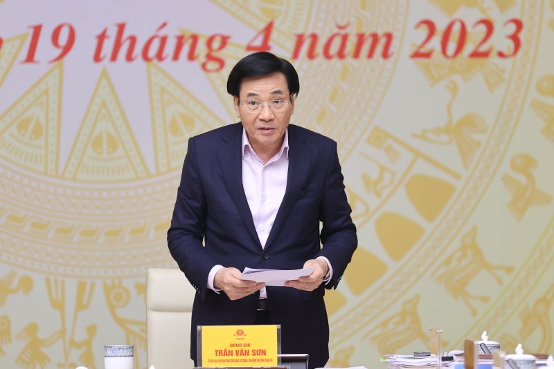 Bộ trưởng, Chủ nhiệm VPCP Trần Văn Sơn, Phó Trưởng Ban Chỉ đạo cho biết, đến nay, có 25,9% kết quả giải quyết TTHC được cấp bản điện tử có giá trị pháp lý để tái sử dụng, tăng 5 lần so với tháng 9/2022