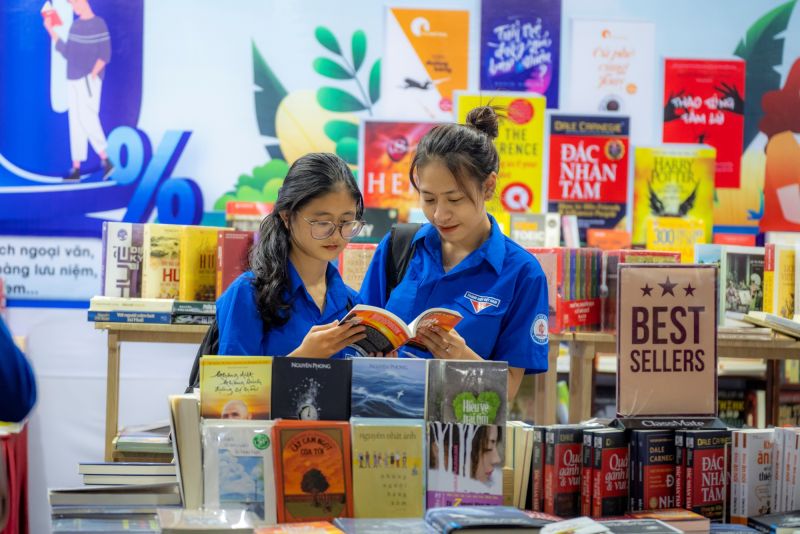 Ngày Sách và Văn hóa đọc Việt Nam tại thành phố Huế cũng như khắp mọi miền Tổ quốc thực sự phát huy được nét đẹp văn hóa truyền thống: Tôn vinh sách và những người làm sách, phát triển phong trào đọc sách