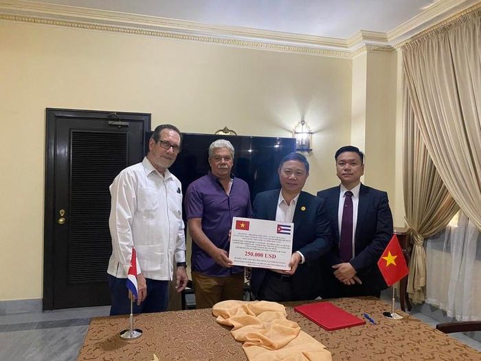 TP. HCM hỗ trợ Cuba 250.000 USD khắc phục hậu quả hoả hoạn