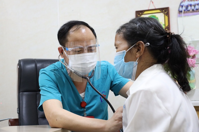 PGS.TS Nguyễn Văn Hướng - Trưởng Khoa Khám Bệnh, Bệnh viện Đại học Y Hà Nội