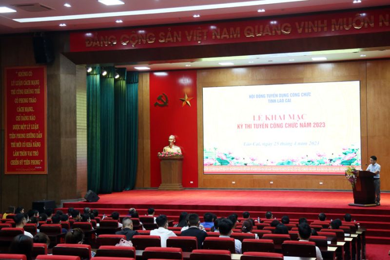Quang cảnh buổi lễ khai mạc kì thi tuyển công chức tỉnh Lào Cai năm 2023