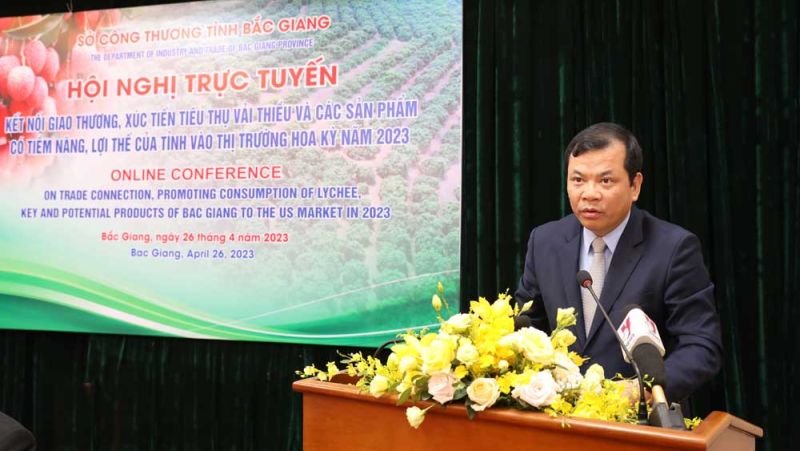Ông Phan Thế Tuấn Phó Chủ tịch UBND tỉnh Bắc Giang phát biểu tại hội nghị.