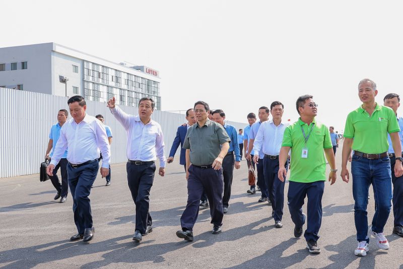Thủ tướng Phạm Minh Chính đi khảo sát tiến độ xây dựng Khu công nghiệp Liên Hà Thái tại huyện Thái Thụy, tỉnh Thái Bình