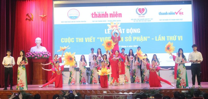 Phát động cuộc thi viết "Vượt lên số phận" lần thứ VI